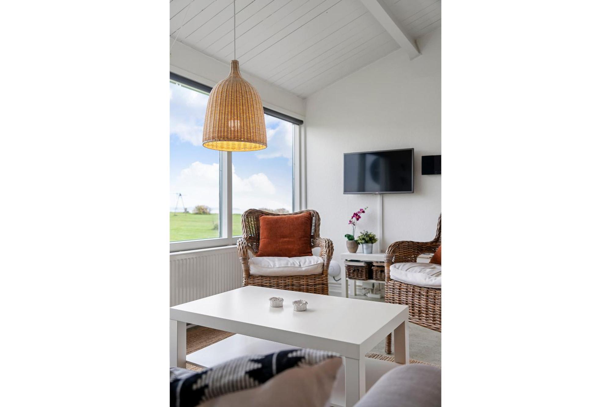 Immaculate 2-Bed House At The Beach 12H Brenderup Exterior photo