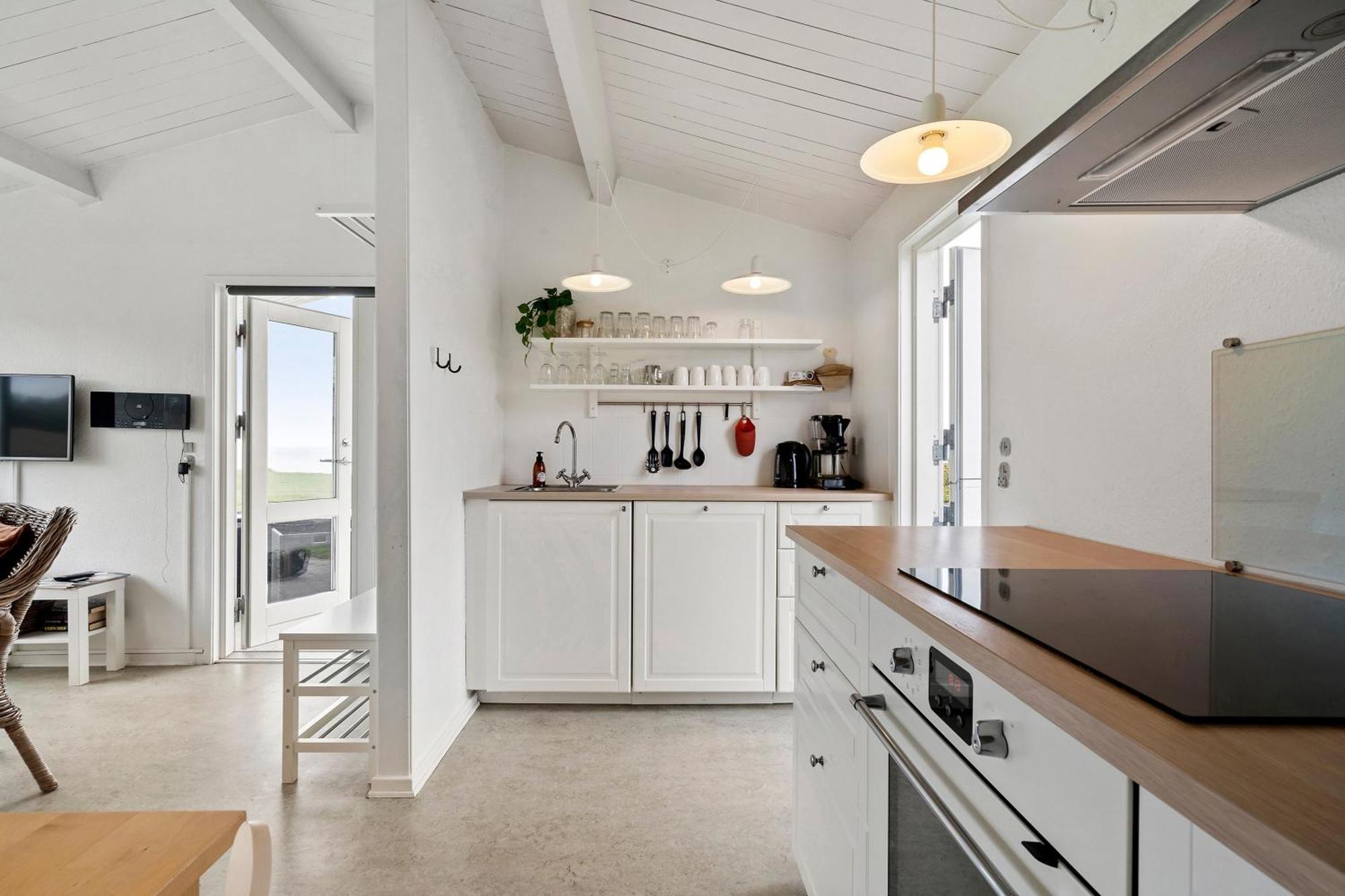 Immaculate 2-Bed House At The Beach 12H Brenderup Exterior photo