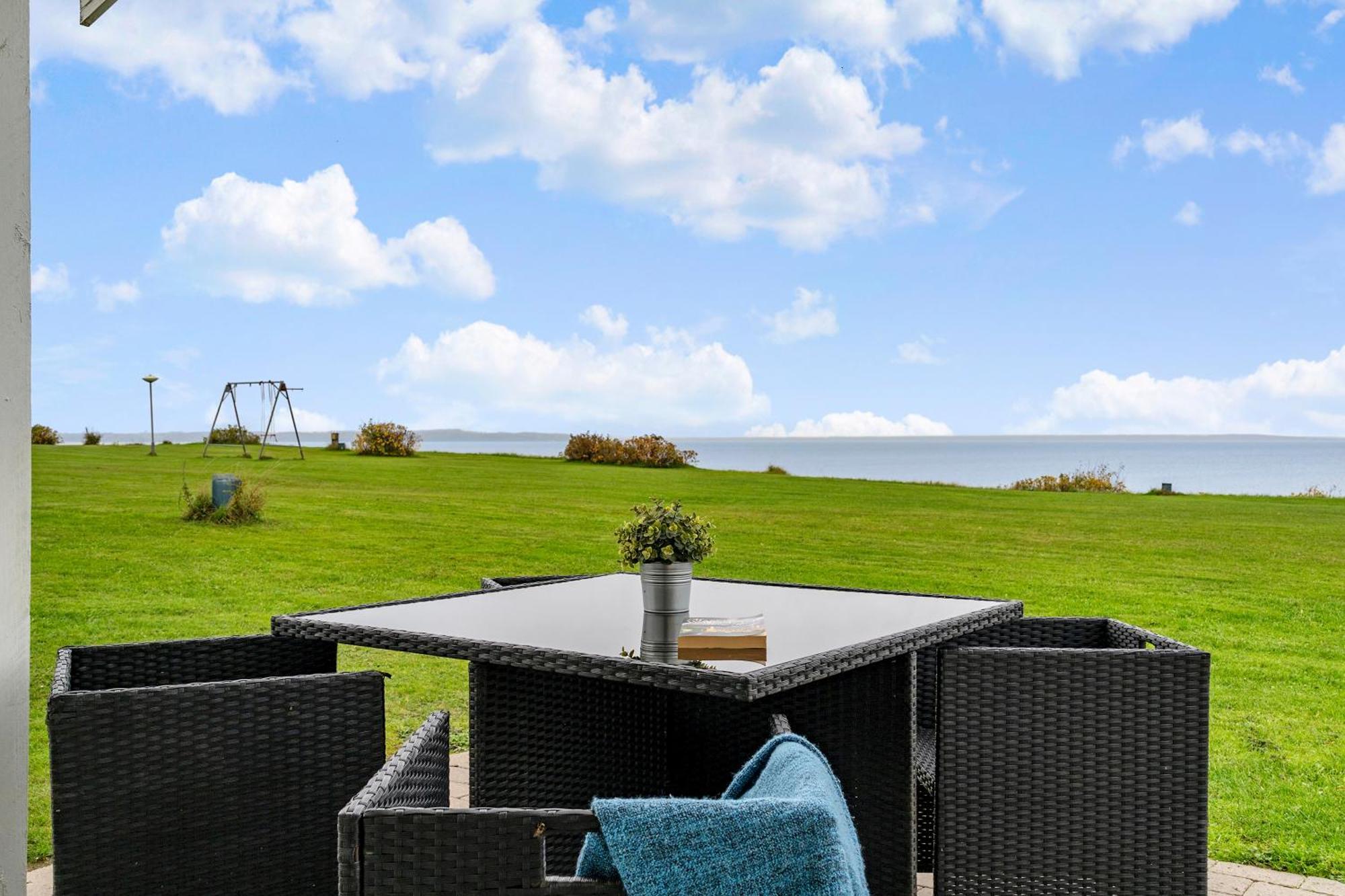 Immaculate 2-Bed House At The Beach 12H Brenderup Exterior photo