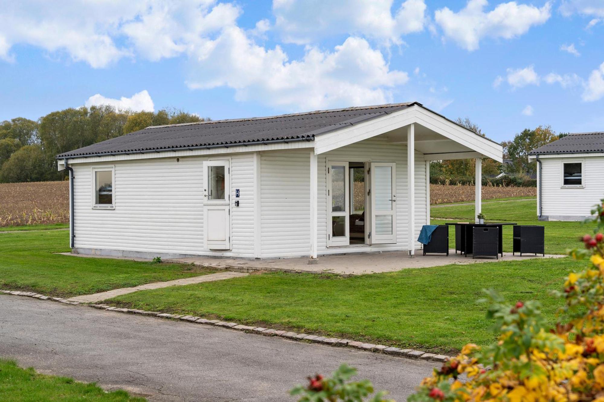 Immaculate 2-Bed House At The Beach 12H Brenderup Exterior photo